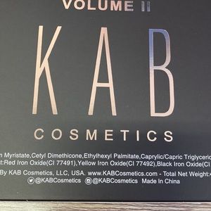 KAB cosmetics Volume 2 contour palate. Brand new, in box.